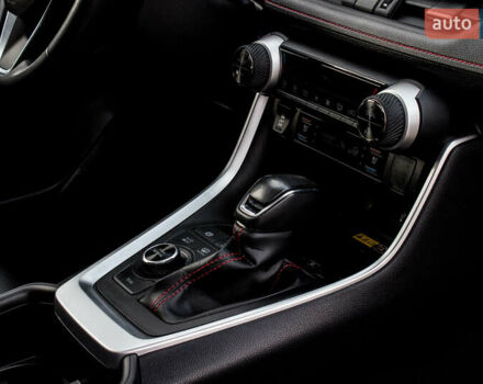 Сірий Тойота РАВ 4, об'ємом двигуна 2.49 л та пробігом 83 тис. км за 46000 $, фото 49 на Automoto.ua