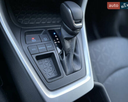 Сірий Тойота РАВ 4, об'ємом двигуна 1.99 л та пробігом 8 тис. км за 31600 $, фото 54 на Automoto.ua