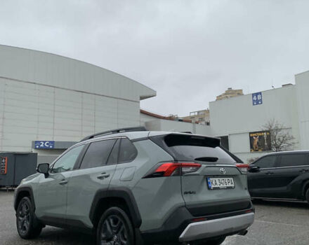 Сірий Тойота РАВ 4, об'ємом двигуна 2.49 л та пробігом 17 тис. км за 43700 $, фото 5 на Automoto.ua