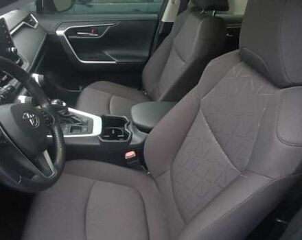 Сірий Тойота РАВ 4, об'ємом двигуна 2.49 л та пробігом 36 тис. км за 35400 $, фото 9 на Automoto.ua