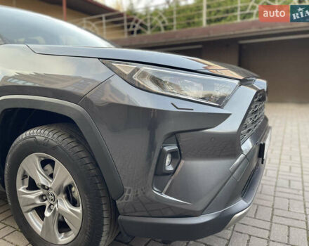 Сірий Тойота РАВ 4, об'ємом двигуна 1.99 л та пробігом 8 тис. км за 31600 $, фото 11 на Automoto.ua
