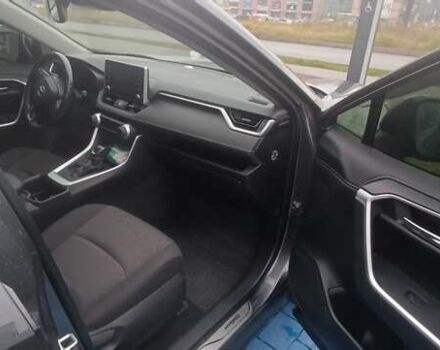 Сірий Тойота РАВ 4, об'ємом двигуна 2.49 л та пробігом 36 тис. км за 35400 $, фото 11 на Automoto.ua