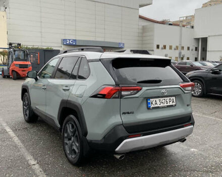 Сірий Тойота РАВ 4, об'ємом двигуна 2.49 л та пробігом 17 тис. км за 43700 $, фото 6 на Automoto.ua