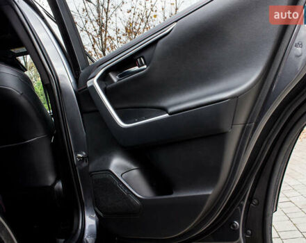 Сірий Тойота РАВ 4, об'ємом двигуна 2.49 л та пробігом 83 тис. км за 46000 $, фото 37 на Automoto.ua