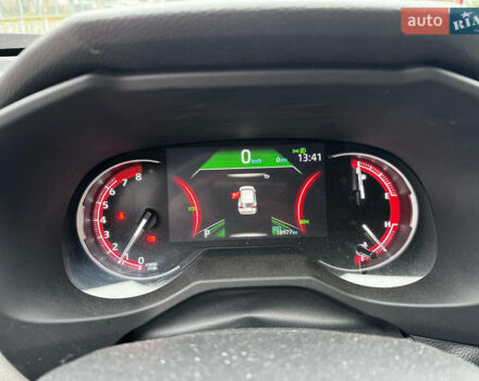 Серый Тойота РАВ 4, объемом двигателя 2.5 л и пробегом 19 тыс. км за 45490 $, фото 50 на Automoto.ua