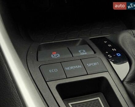 Серый Тойота РАВ 4, объемом двигателя 2.49 л и пробегом 53 тыс. км за 35990 $, фото 20 на Automoto.ua