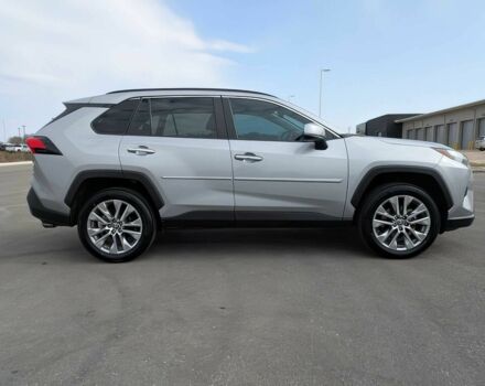 Серый Тойота РАВ 4, объемом двигателя 2.5 л и пробегом 30 тыс. км за 19400 $, фото 6 на Automoto.ua