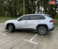 Тойота РАВ 4 2022 у Києві на Automoto.ua Сірий Тойота РАВ 4, об'ємом двигуна 1.99 л та пробігом 9 тис. км за 37900 $, фото 4 на Automoto.ua