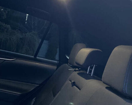 Сірий Тойота РАВ 4, об'ємом двигуна 2.5 л та пробігом 85 тис. км за 32000 $, фото 6 на Automoto.ua