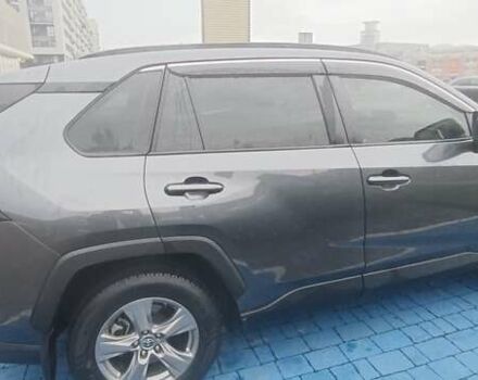 Сірий Тойота РАВ 4, об'ємом двигуна 2.49 л та пробігом 36 тис. км за 35400 $, фото 4 на Automoto.ua