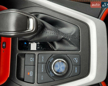 Серый Тойота РАВ 4, объемом двигателя 2.5 л и пробегом 19 тыс. км за 45490 $, фото 42 на Automoto.ua