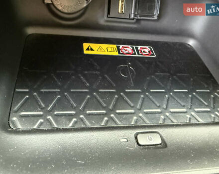 Тойота РАВ 4 2022 у Києві на Automoto.ua Сірий Тойота РАВ 4, об'ємом двигуна 1.99 л та пробігом 9 тис. км за 37900 $, фото 30 на Automoto.ua