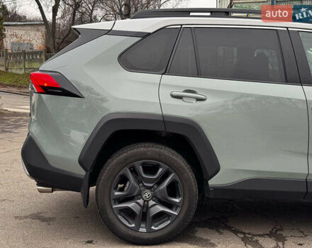 Серый Тойота РАВ 4, объемом двигателя 2.5 л и пробегом 19 тыс. км за 45490 $, фото 12 на Automoto.ua