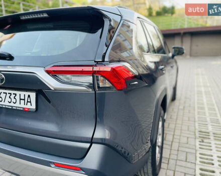 Сірий Тойота РАВ 4, об'ємом двигуна 1.99 л та пробігом 8 тис. км за 31600 $, фото 18 на Automoto.ua