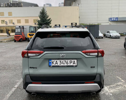 Сірий Тойота РАВ 4, об'ємом двигуна 2.49 л та пробігом 17 тис. км за 43700 $, фото 4 на Automoto.ua