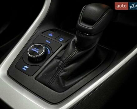 Серый Тойота РАВ 4, объемом двигателя 2.49 л и пробегом 56 тыс. км за 33999 $, фото 24 на Automoto.ua