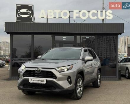 Серый Тойота РАВ 4, объемом двигателя 2.49 л и пробегом 53 тыс. км за 35990 $, фото 3 на Automoto.ua