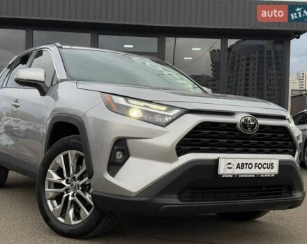 Серый Тойота РАВ 4, объемом двигателя 2.49 л и пробегом 53 тыс. км за 35990 $, фото 1 на Automoto.ua