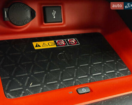 Серый Тойота РАВ 4, объемом двигателя 2.5 л и пробегом 19 тыс. км за 45490 $, фото 45 на Automoto.ua