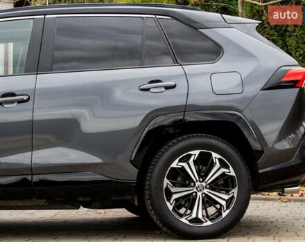 Сірий Тойота РАВ 4, об'ємом двигуна 2.49 л та пробігом 83 тис. км за 46000 $, фото 9 на Automoto.ua