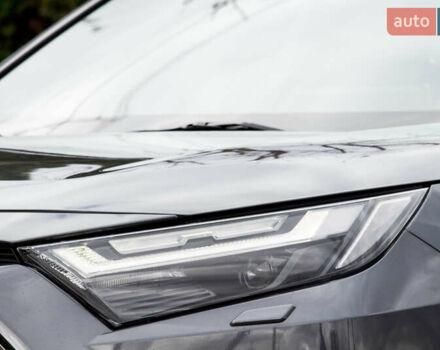 Сірий Тойота РАВ 4, об'ємом двигуна 2.49 л та пробігом 83 тис. км за 46000 $, фото 6 на Automoto.ua