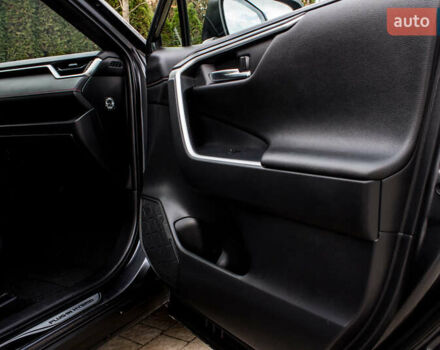 Сірий Тойота РАВ 4, об'ємом двигуна 2.49 л та пробігом 83 тис. км за 46000 $, фото 44 на Automoto.ua