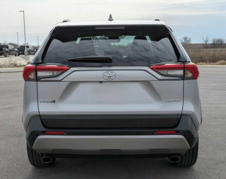 Серый Тойота РАВ 4, объемом двигателя 2.5 л и пробегом 30 тыс. км за 19400 $, фото 4 на Automoto.ua