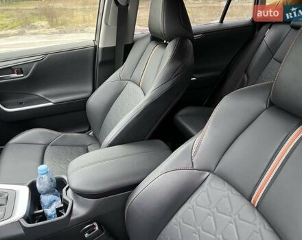 Сірий Тойота РАВ 4, об'ємом двигуна 2.49 л та пробігом 53 тис. км за 46400 $, фото 14 на Automoto.ua