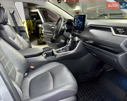 Сірий Тойота РАВ 4, об'ємом двигуна 2 л та пробігом 28 тис. км за 35900 $, фото 33 на Automoto.ua