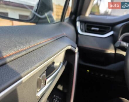 Сірий Тойота РАВ 4, об'ємом двигуна 2.5 л та пробігом 38 тис. км за 45000 $, фото 12 на Automoto.ua