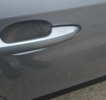 Сірий Тойота РАВ 4, об'ємом двигуна 1.99 л та пробігом 11 тис. км за 35000 $, фото 6 на Automoto.ua