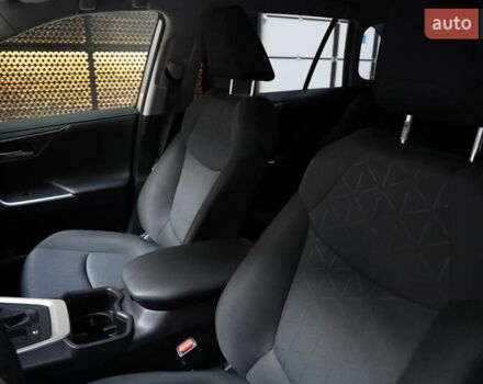 Серый Тойота РАВ 4, объемом двигателя 2.49 л и пробегом 46 тыс. км за 37500 $, фото 17 на Automoto.ua