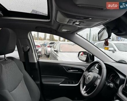 Серый Тойота РАВ 4, объемом двигателя 2.49 л и пробегом 17 тыс. км за 33900 $, фото 21 на Automoto.ua