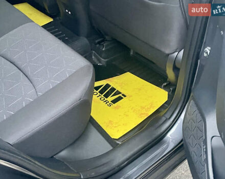 Сірий Тойота РАВ 4, об'ємом двигуна 1.99 л та пробігом 56 тис. км за 33500 $, фото 60 на Automoto.ua