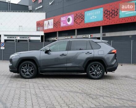 Сірий Тойота РАВ 4, об'ємом двигуна 2.49 л та пробігом 37 тис. км за 45200 $, фото 2 на Automoto.ua