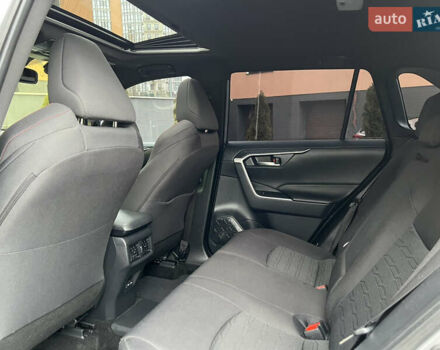 Сірий Тойота РАВ 4, об'ємом двигуна 2.49 л та пробігом 69 тис. км за 39300 $, фото 26 на Automoto.ua