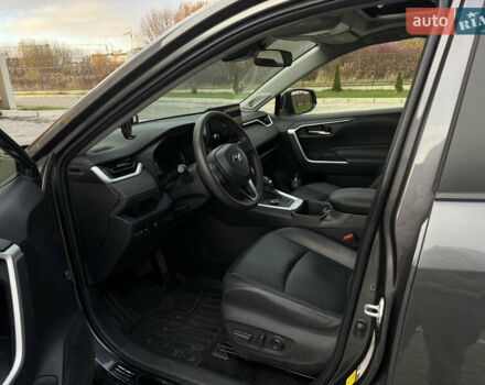 Сірий Тойота РАВ 4, об'ємом двигуна 2.49 л та пробігом 26 тис. км за 39600 $, фото 8 на Automoto.ua