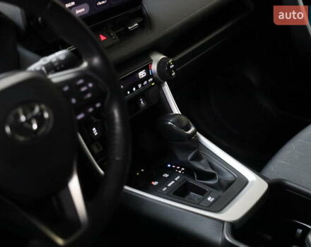 Серый Тойота РАВ 4, объемом двигателя 2.49 л и пробегом 46 тыс. км за 37500 $, фото 18 на Automoto.ua