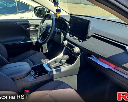 Серый Тойота РАВ 4, объемом двигателя 2 л и пробегом 27 тыс. км за 33200 $, фото 7 на Automoto.ua