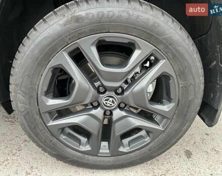 Сірий Тойота РАВ 4, об'ємом двигуна 2.49 л та пробігом 53 тис. км за 46400 $, фото 11 на Automoto.ua