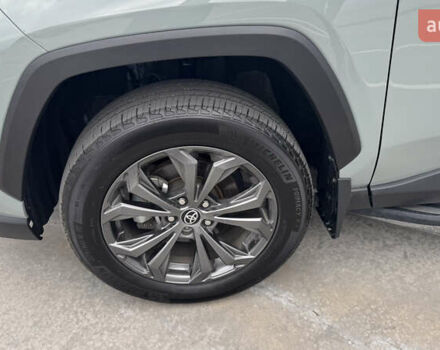 Сірий Тойота РАВ 4, об'ємом двигуна 2.49 л та пробігом 55 тис. км за 39000 $, фото 6 на Automoto.ua