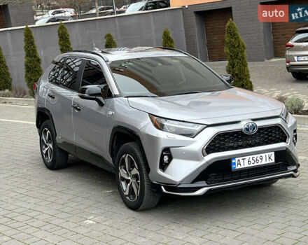 Сірий Тойота РАВ 4, об'ємом двигуна 2.49 л та пробігом 69 тис. км за 39300 $, фото 2 на Automoto.ua