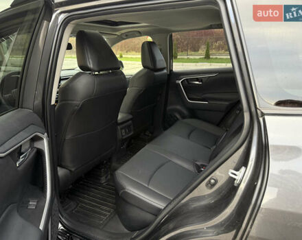 Сірий Тойота РАВ 4, об'ємом двигуна 2.49 л та пробігом 26 тис. км за 39600 $, фото 14 на Automoto.ua