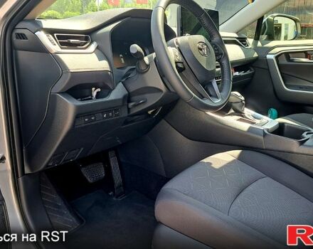 Серый Тойота РАВ 4, объемом двигателя 2 л и пробегом 27 тыс. км за 33200 $, фото 10 на Automoto.ua