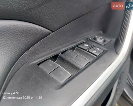 Серый Тойота РАВ 4, объемом двигателя 2.49 л и пробегом 28 тыс. км за 34400 $, фото 22 на Automoto.ua