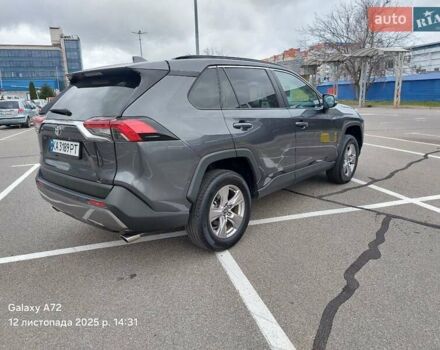 Серый Тойота РАВ 4, объемом двигателя 2.49 л и пробегом 28 тыс. км за 34400 $, фото 7 на Automoto.ua