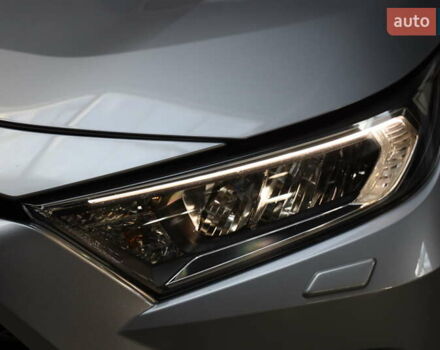 Серый Тойота РАВ 4, объемом двигателя 2.49 л и пробегом 46 тыс. км за 37500 $, фото 4 на Automoto.ua