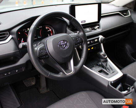 Сірий Тойота РАВ 4, об'ємом двигуна 2 л та пробігом 29 тис. км за 33990 $, фото 9 на Automoto.ua