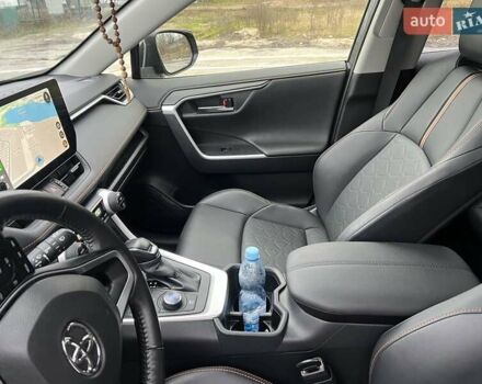 Сірий Тойота РАВ 4, об'ємом двигуна 2.49 л та пробігом 53 тис. км за 46400 $, фото 12 на Automoto.ua