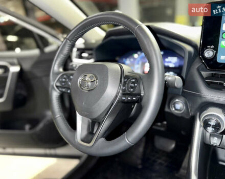 Сірий Тойота РАВ 4, об'ємом двигуна 2 л та пробігом 28 тис. км за 35900 $, фото 39 на Automoto.ua